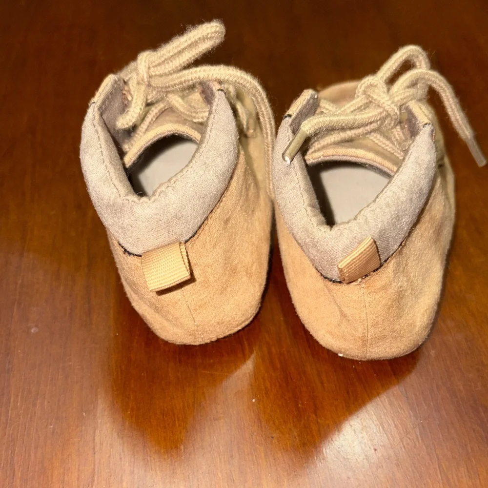 Old Navy Light Brown Kids Moccasins